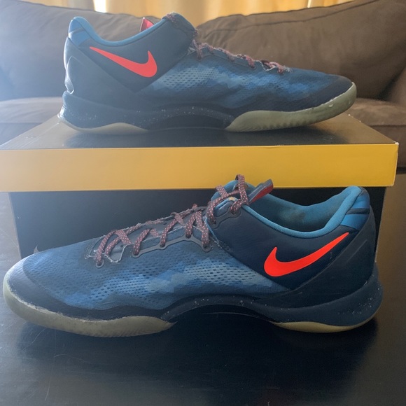 kobe 8 blitz blue